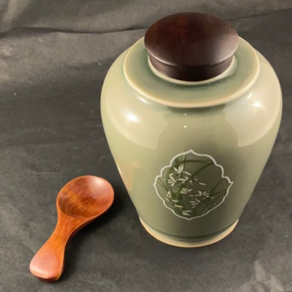 Tea canister caddy